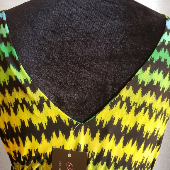 NWT multi colored maxi dress - Picture 3 of 6